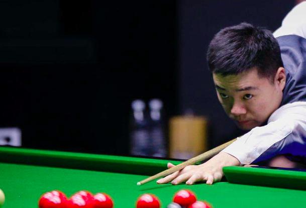 紧凑的工作 紧凑的工作