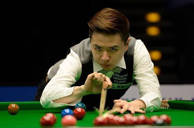 弗洛伦蒂诺在皇马vs多特传奇赛发布会发言：这是团结互助的象征.