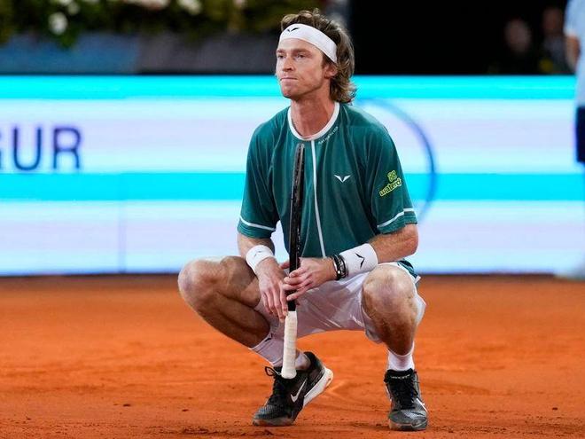 降低被对手 降低被对手